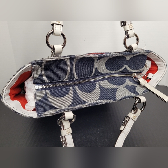 Coach Hampton Denim Large Signature Tote - Picture 10 of 12